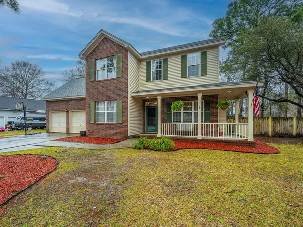 211 Trestlewood Dr, Summerville, SC 29486