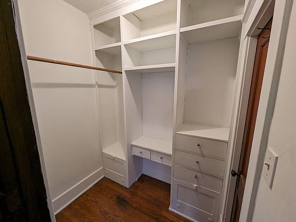 5th image of 3714 Bates St Unit 3716