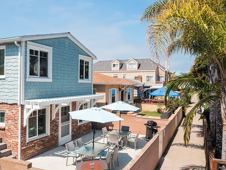 833 Isthmus Ct — Photo 18