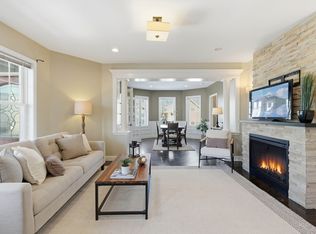 108-110 Burrill St UNIT 1, Swampscott, MA 01907