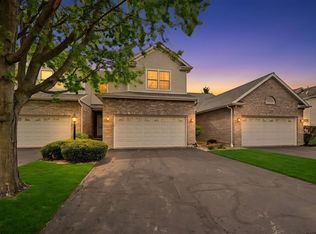 2211 Autumn Ln, Dekalb, IL 60115