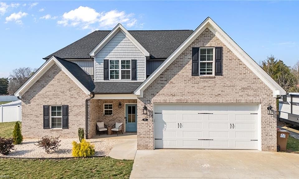 1st image of 3821 Friendship Ledford Rd