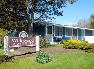 Willowood, Lansing, MI 48911