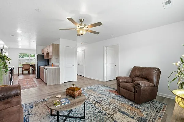 20 Whites Ln — Photo 11