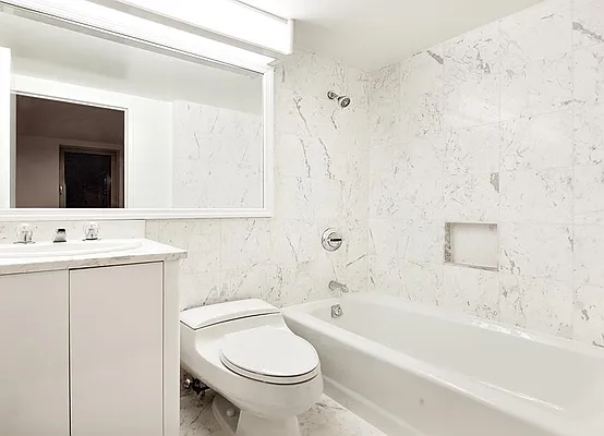 Rented by Warburg | media 8