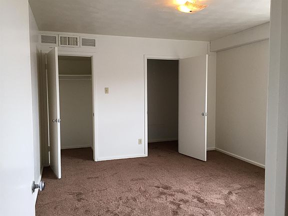 3rd image of 2929 W Kansas Ave APT 305