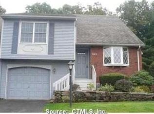 237 The Mdws, Enfield, CT 06082