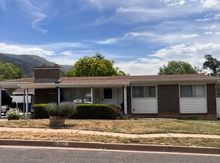836 E Brookshire Dr, Kaysville, UT 84037
