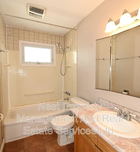 8077 Rochester Cres #A — Photo 10