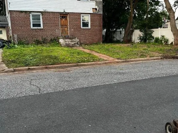 416 Alexander Ave, Linden, NJ 07036