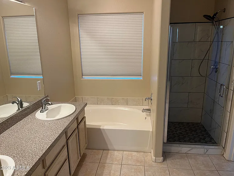 1321 N Palmsprings Dr — Photo 10