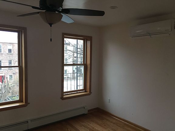 5th image of 195 18th St #3