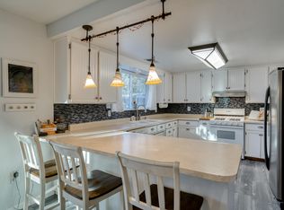 3321 Cessna Dr, Redding, CA 96001