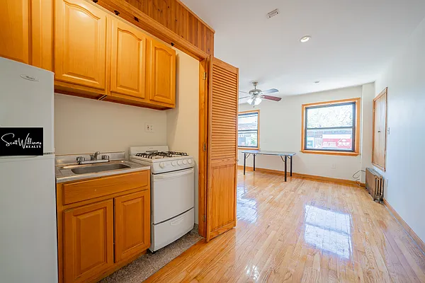 Rented by Scott Williams Realty LLC | media 3