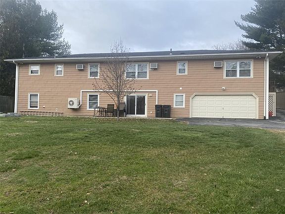 3rd image of 4 Hopewell Ave