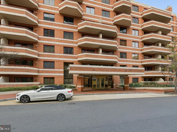 2301 N St NW #212, Washington, DC 20037