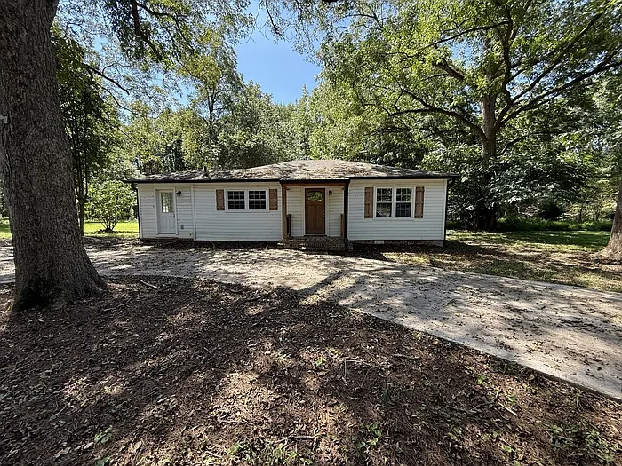 1591 Ruth Jackson Rd — Photo 1