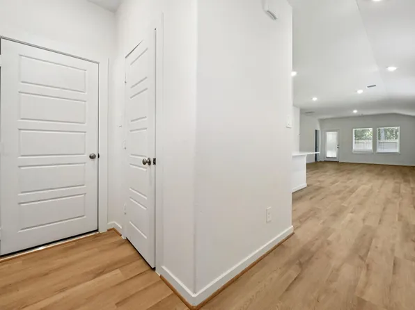 396 Sunrise Ranch Dr, Montgomery, TX 77316