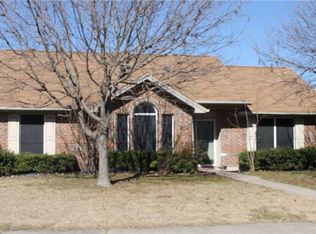 1207 Hall Ln, Seagoville, TX 75159