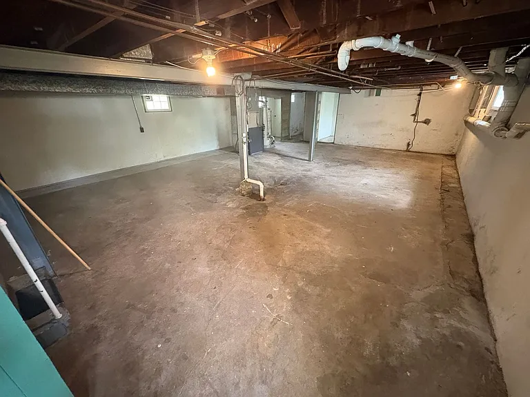 13 N Hartnett Ave — Photo 10