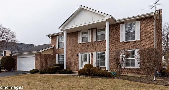 1st image of 2826 Woodland Dr