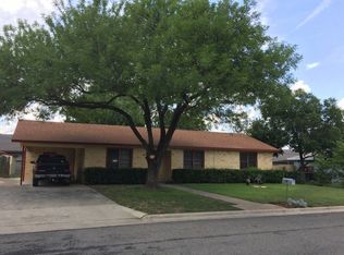 108 Greenbriar St, Belton, TX 76513