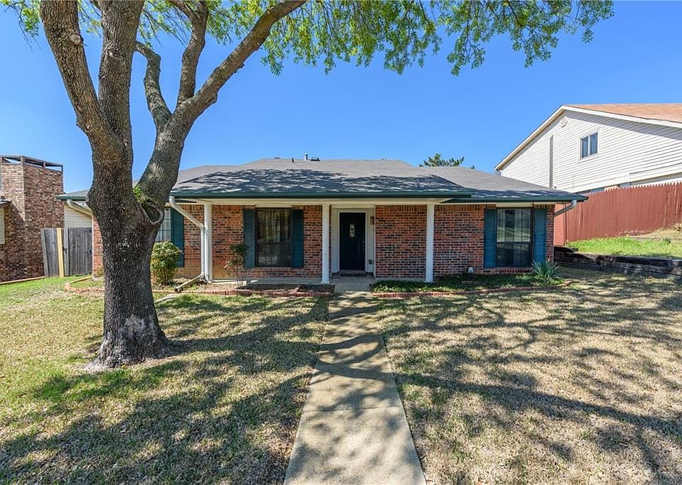 1st image of 3713 Standridge Dr