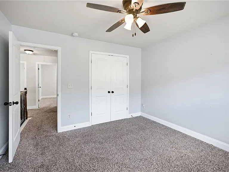 1268 Mitford Ln — Photo 25