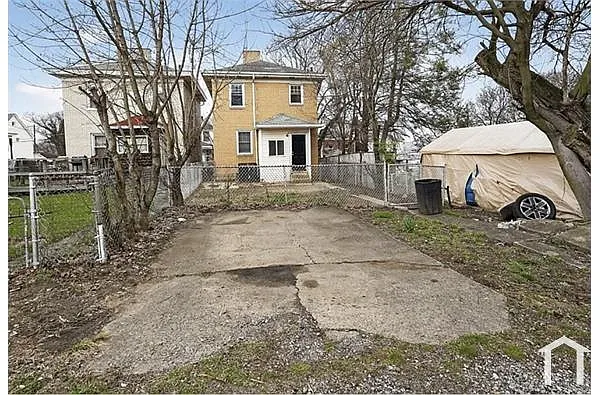 Building Photo - 511 Wyncotte St