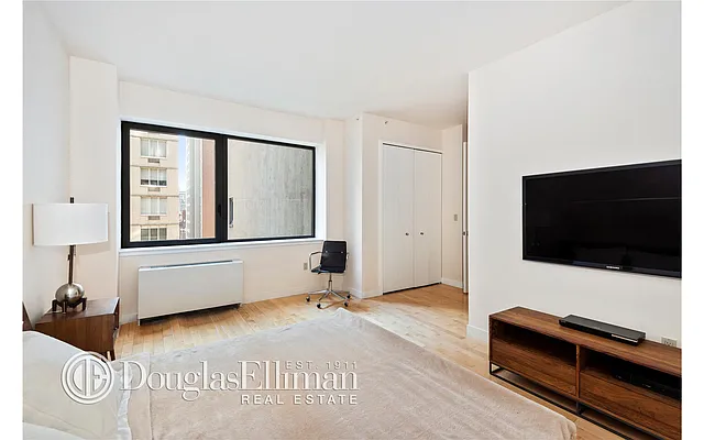Sold by Douglas Elliman | media 5
