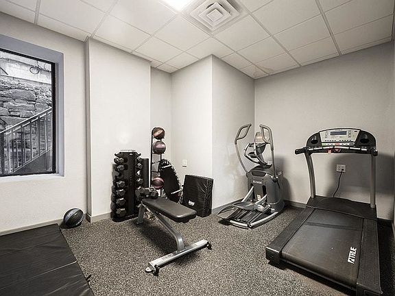 4th image of 68 Thompson St APT 4C