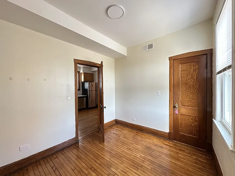 5433 S Millard Ave #3 — Photo 17