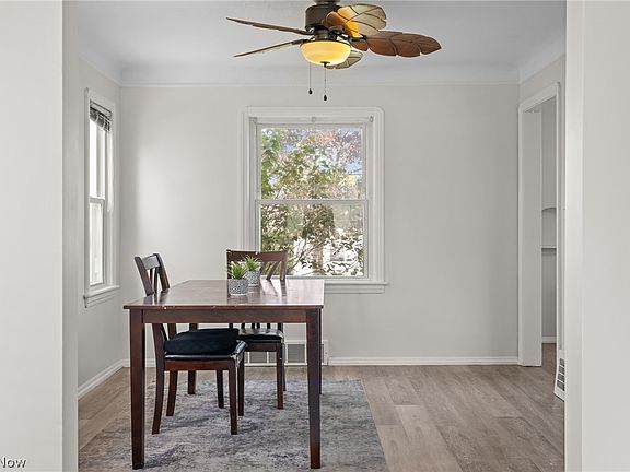 5th image of 4402 Pershing Ave