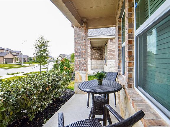 3rd image of 24935 Providence Heights Way