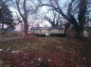 5327 Hardy St, Raytown, MO 64133
