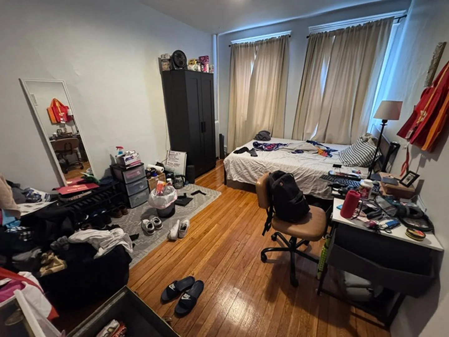 Four bedroom in Great Packards corner apartment — Photo 3