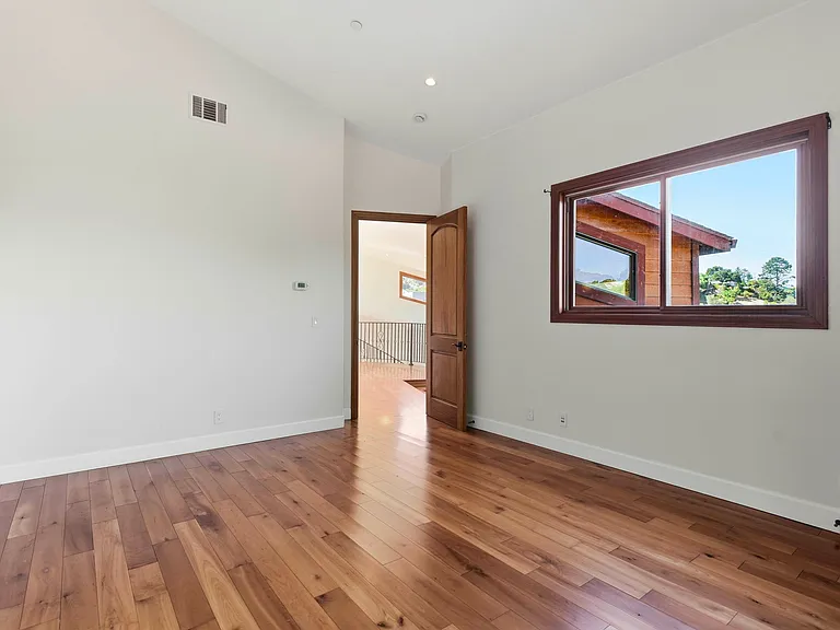 3911 Pepper Tree Ct — Photo 53