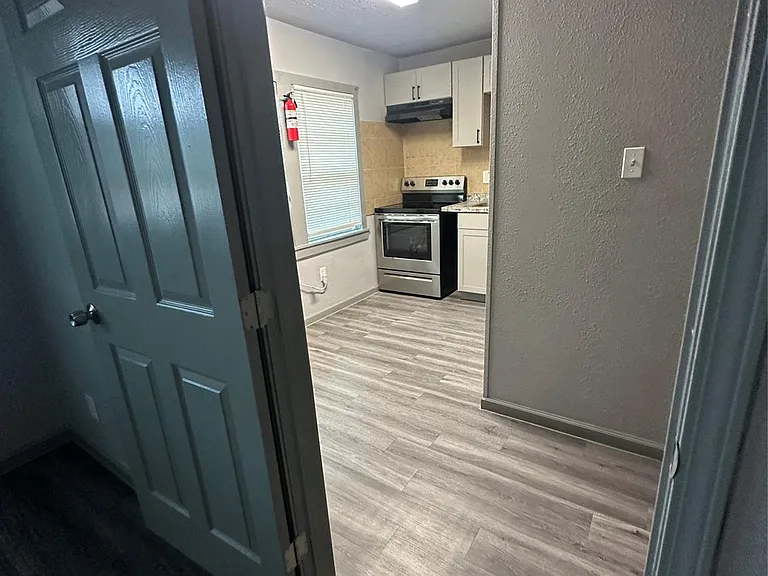 2419 Pannell St #26 — Photo 30