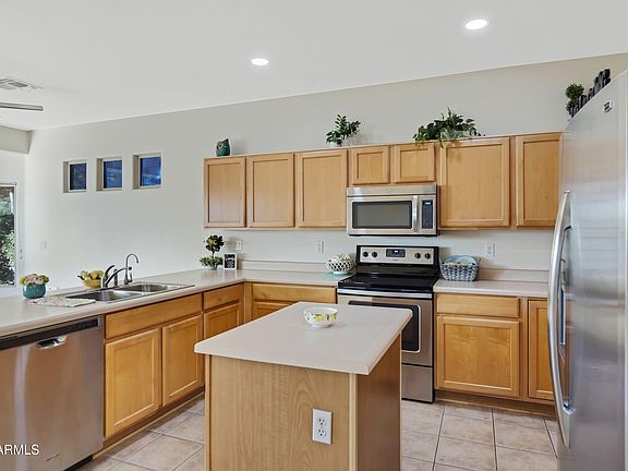 2nd image of 6402 S CALLAWAY Drive