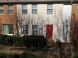 402 High Creek Trce, Roswell, GA 30076