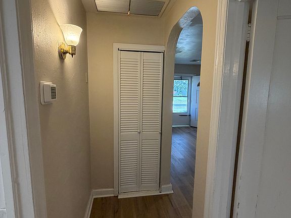 5th image of 9529 5th Bay St
