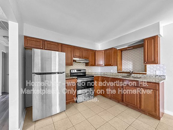4th image of 930 N 10th St