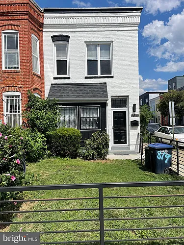 819 12th St NE #1 Photo 1