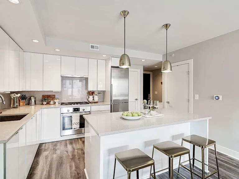 1311 13th St NW #306 — Photo 3