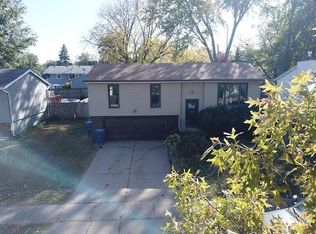 3517 W 30th St, Davenport, IA 52804