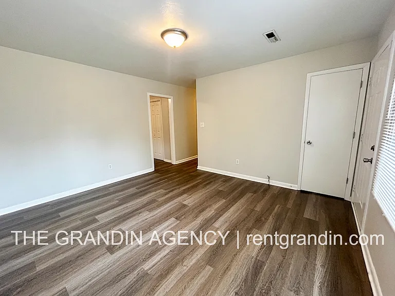 1344 Mabry Ave SE — Photo 5