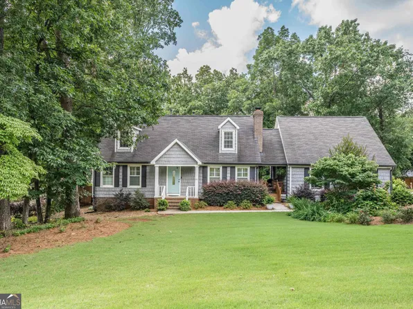 31 Ridgefield Dr SE, Silver Creek, GA 30173