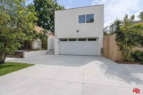 2154 Patricia Ave Photo 1