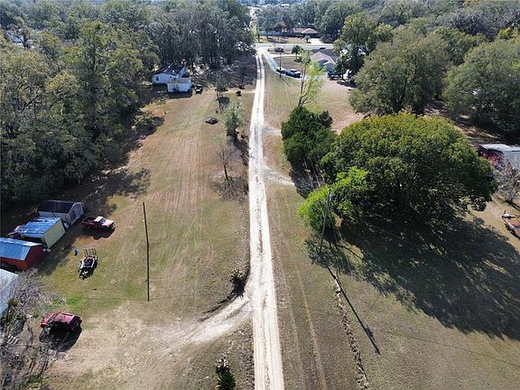 5th image of SE 71st Terrace Rd