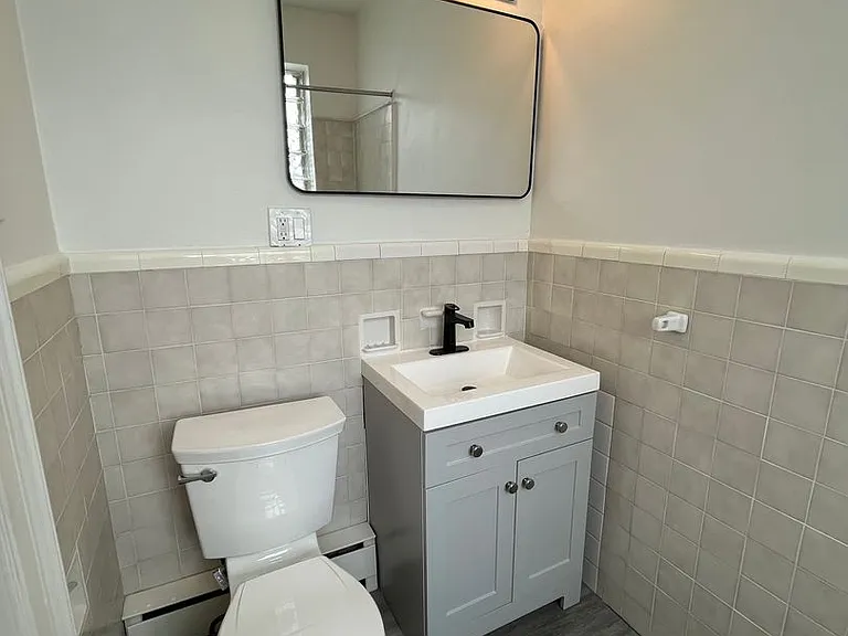 26 Irving Pl — Photo 4